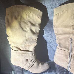 Tan Women's Boots
